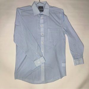 Blue Stafford Travel Shirt with tiny Polka Dots 15.5 Neck Size
